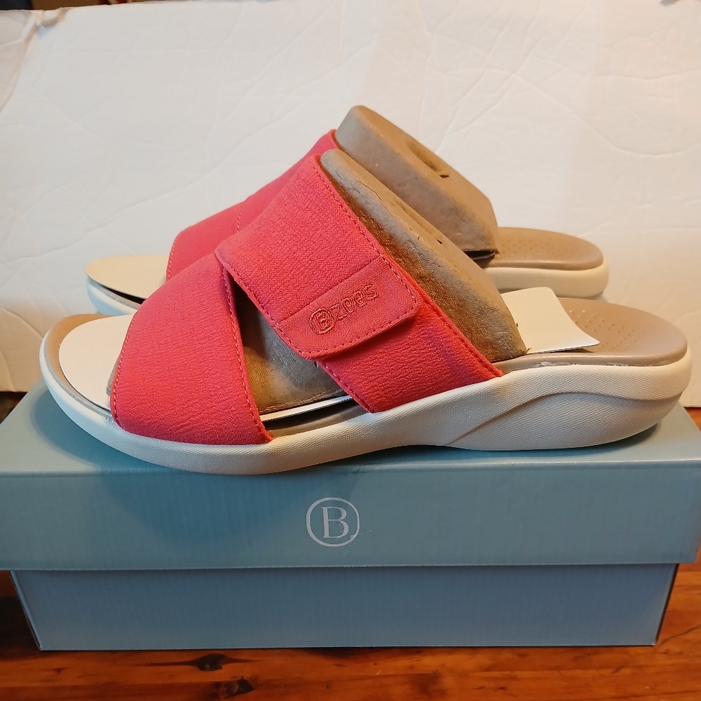 Bzees Coral Pink Slide Sandals